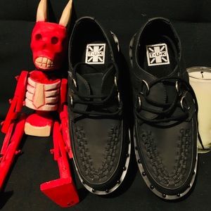 T.U.K. DINO LUG PLATFORM CREEPERS